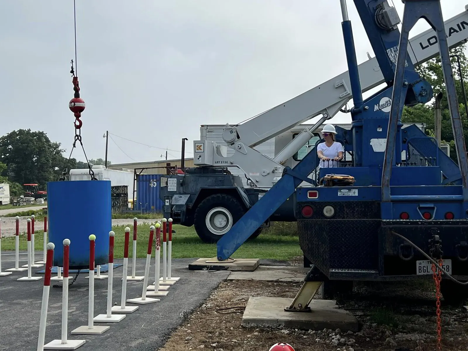 Telescopic boom truck crane used for fixed/swing cab mobile crane training